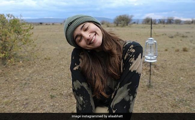 Alia Bhatt "Casually Flexing Boyfriend" Ranbir Kapoor's Photography Skills (Her Words)