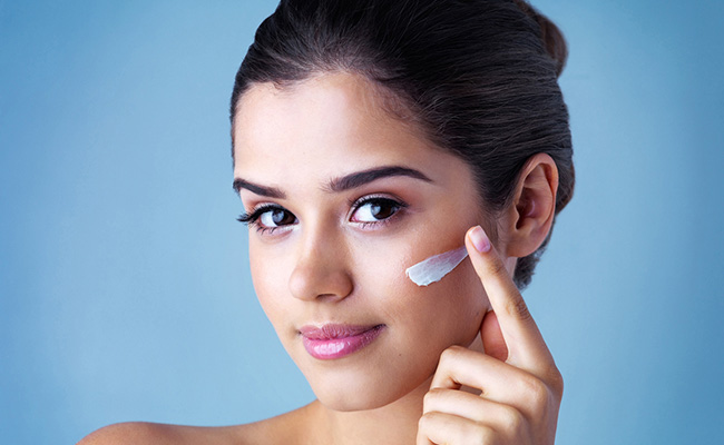 Get A Flawless Makeup Look With These Primers