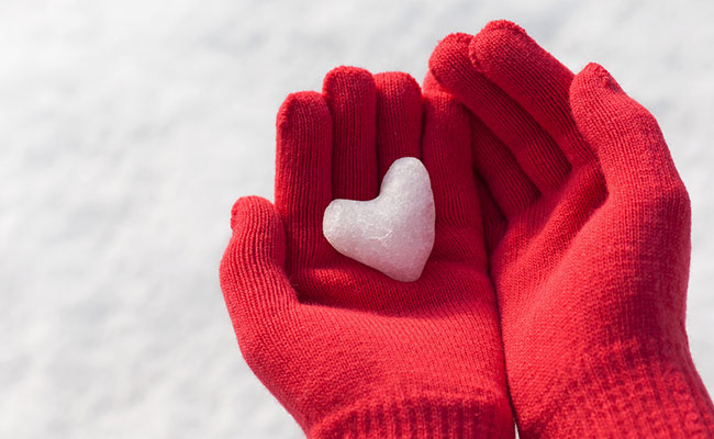 Take Care Of Your Hands Now With These Comfy Yet Chic Gloves