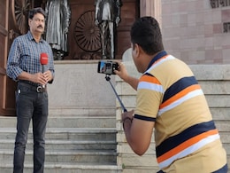 Blog: There Will Never Be Another Kamal Khan - By Ravish Kumar Blog: There Will Never Be Another Kamal Khan - By Ravish Kumar