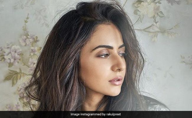 Rakul Preet Is Making Insta-Garam And Boyfriend Jackky Bhagnani's Reaction Is All Of Us