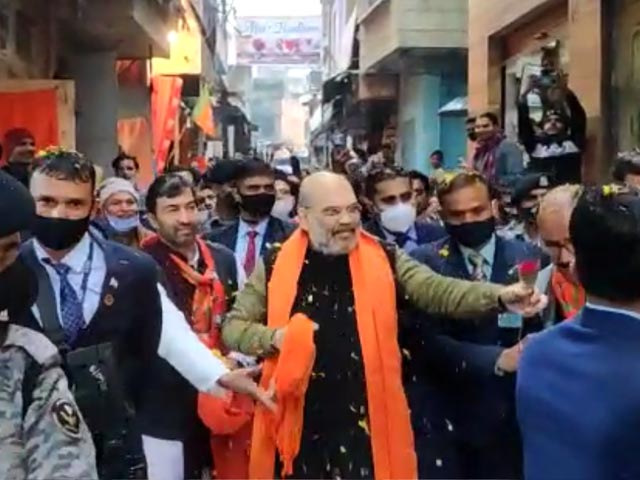 Watch: Amit Shah's UP Campaign Sees Packed Streets, Few Masks