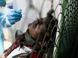 With 28,867 New Cases, Delhi Sees Highest 1-Day Rise, Positivity Rate 29% - 10 Points With 28,867 New Cases, Delhi Sees Highest 1-Day Rise, Positivity Rate 29% - 10 Points