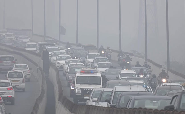 Strong Winds Improve Delhi Air Quality, Maximum Temperature At 22.6 Degrees