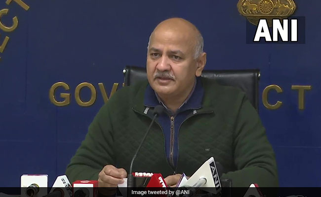 Delhi To Give Rs 1 Crore Each To Families Of 13 Healthcare Workers Who Died Of Covid