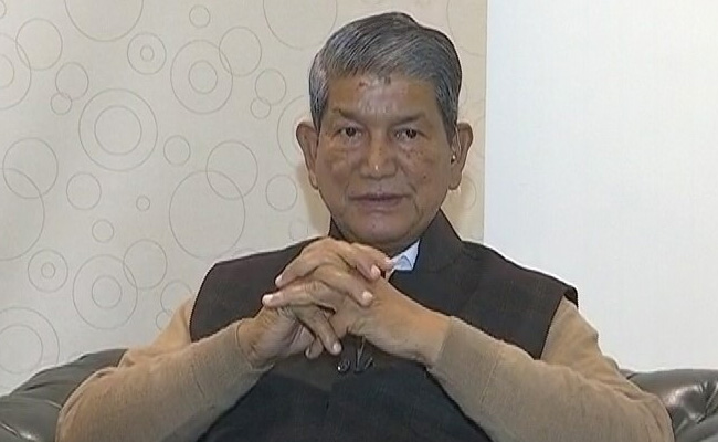 Harish Rawat Escapes With Minor Injuries After Car Hits Divider