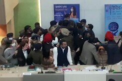 BJP Wins Chandigarh Mayor Race By 1 Vote. "Illegally Elected," Says AAP BJP Wins Chandigarh Mayor Race By 1 Vote. "Illegally Elected," Says AAP