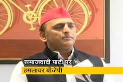रेप मामले में सजा काट रहे पूर्व मंत्री गायत्री प्रजापति की पत्नी को समाजवादी पार्टी ने टिकट दिया रेप मामले में सजा काट रहे पूर्व मंत्री गायत्री प्रजापति की पत्नी को समाजवादी पार्टी ने टिकट दिया