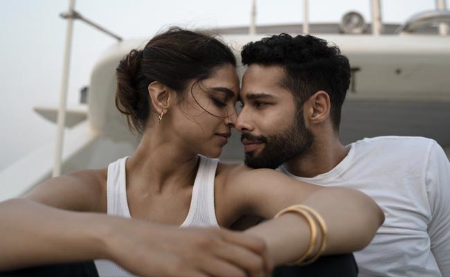 Hit <i>Gehraiyaan</i> Song Inspires Mumbai Police's Cyber Fraud Warning