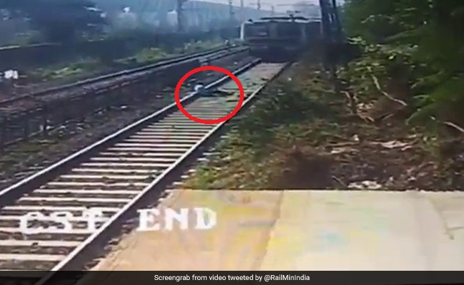 Video: Mumbai Train Driver Hits Emergency Brakes To Save A Man's Life
