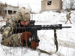 Ukraine's Army Trains With US-Made Weapons Amid Russia Tensions Ukraine's Army Trains With US-Made Weapons Amid Russia Tensions