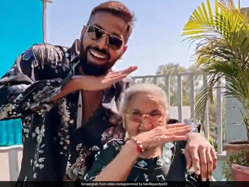 Watch: Actor Allu Arjun Reacts After Hardik Pandya Grooves To "Pushpa" Song With Grandmother
