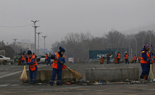 Kazakhstan Detains Almost 10,000 After Fuel Hike Protests