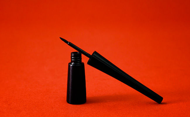 Ace The Perfect Winged Liner Look With These Liquid Eyeliners