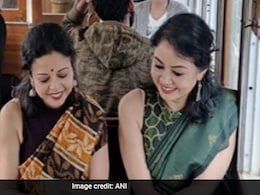 Restaurant On Wheels: Tramcar Remodeled To Serve Street Foods Of Kolkata Restaurant On Wheels: Tramcar Remodeled To Serve Street Foods Of Kolkata