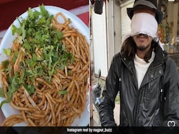 Blindfolded Chef Makes A Plate Of Noodles, Impresses The Internet (Watch Video) Blindfolded Chef Makes A Plate Of Noodles, Impresses The Internet (Watch Video)