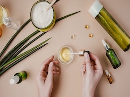 5 Tea Tree Oil Benefits For Skin, From Fighting Acne To Brightening Skin Tone 5 Tea Tree Oil Benefits For Skin, From Fighting Acne To Brightening Skin Tone