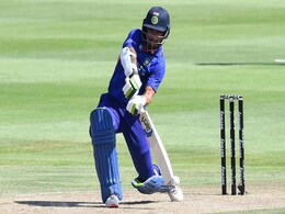 वेस्टइंडीज सीरीज से पहले भारतीय टीम में कोरोना विस्फोट, श्रेयस अय्यर, धवन और गायकवाड़ COVID-19 पॉजिटिव- रिपोर्ट वेस्टइंडीज सीरीज से पहले भारतीय टीम में कोरोना विस्फोट, श्रेयस अय्यर, धवन और गायकवाड़ COVID-19 पॉजिटिव- रिपोर्ट