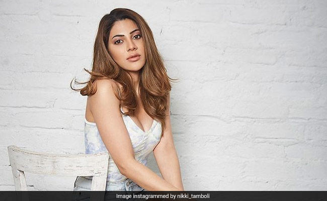 It Is "Denim Kinda Day" For Nikki Tamboli As She Shares Her Sultry Pictures