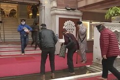 Delhi Weekend Curfew Eased For Devotees On Guru Govind Singh Birth Anniversary Delhi Weekend Curfew Eased For Devotees On Guru Govind Singh Birth Anniversary