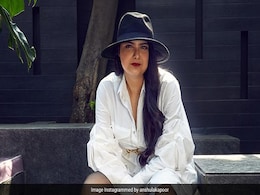 अर्जुन कपूर की बहन अंशुला कपूर व्हाइट शर्ट ड्रेस में दिख रहीं बेहद स्टाइलिश, जाह्नवी कपूर ने की तारीफ अर्जुन कपूर की बहन अंशुला कपूर व्हाइट शर्ट ड्रेस में दिख रहीं बेहद स्टाइलिश, जाह्नवी कपूर ने की तारीफ