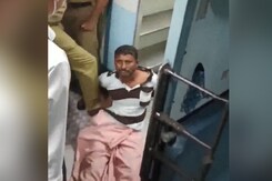 Angry Kerala Cop Repeatedly Kicks Ticketless Passenger Angry Kerala Cop Repeatedly Kicks Ticketless Passenger