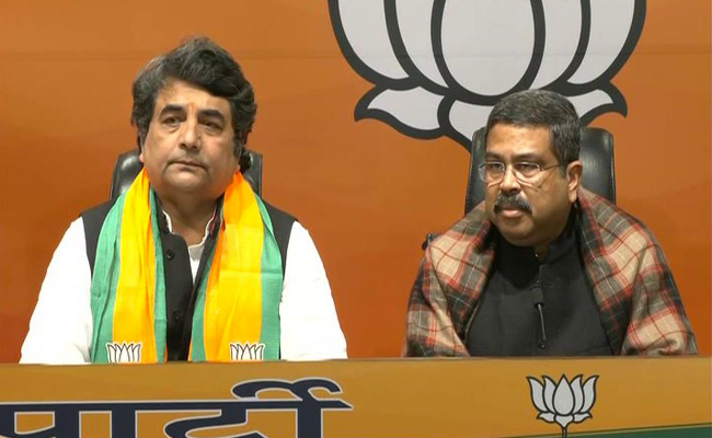 Priyanka Gandhi's "<i>Ladki Hoon</i>" Slogan Will Have No Effect On Polls: BJP Leader