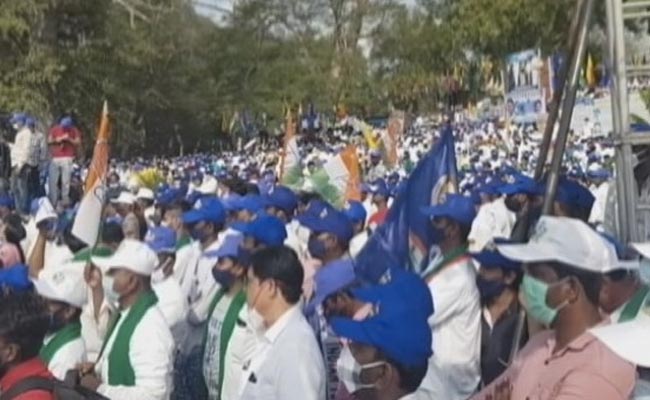 Congress's Siddaramaiah Returns From Footmarch In Karnataka Due To Fever