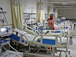 "No Toilets In 21 AAP <i>Mohalla</i> Clinics, Covid Fund Unused": CAG Report "No Toilets In 21 AAP <i>Mohalla</i> Clinics, Covid Fund Unused": CAG Report