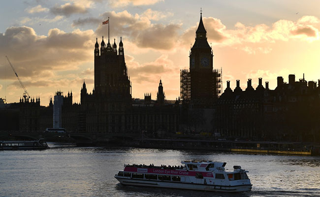 Active Chinese Spy In Parliament: UK Security Services Warn Lawmakers