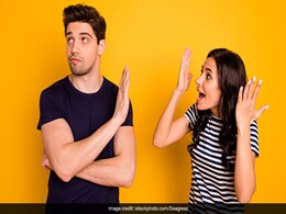 पति की ये 5 आदतें नहीं पसंद होती हैं पत्नी को, अब से लीजिए जान रिश्ते में नहीं आएगी खटास पति की ये 5 आदतें नहीं पसंद होती हैं पत्नी को, अब से लीजिए जान रिश्ते में नहीं आएगी खटास