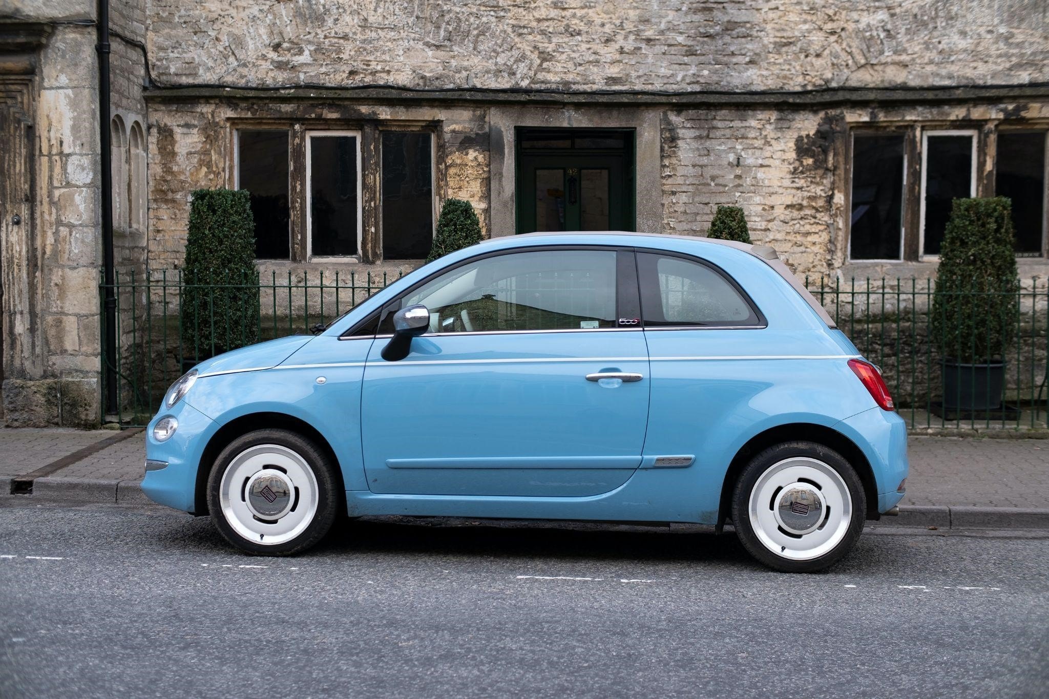 Nitrogen VS Air | Which Is Better For Your Car Tyres?