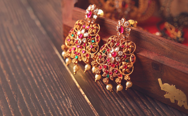Stunning Earring Combos To Bookmark Right Now