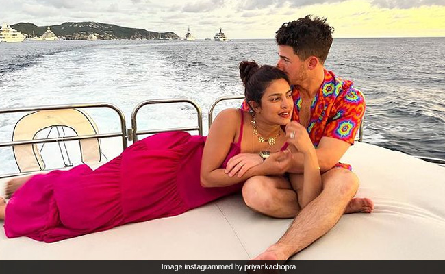 Inside Priyanka Chopra And Nick Jonas' New Year Celebrations - Bonus Natasha Poonawalla