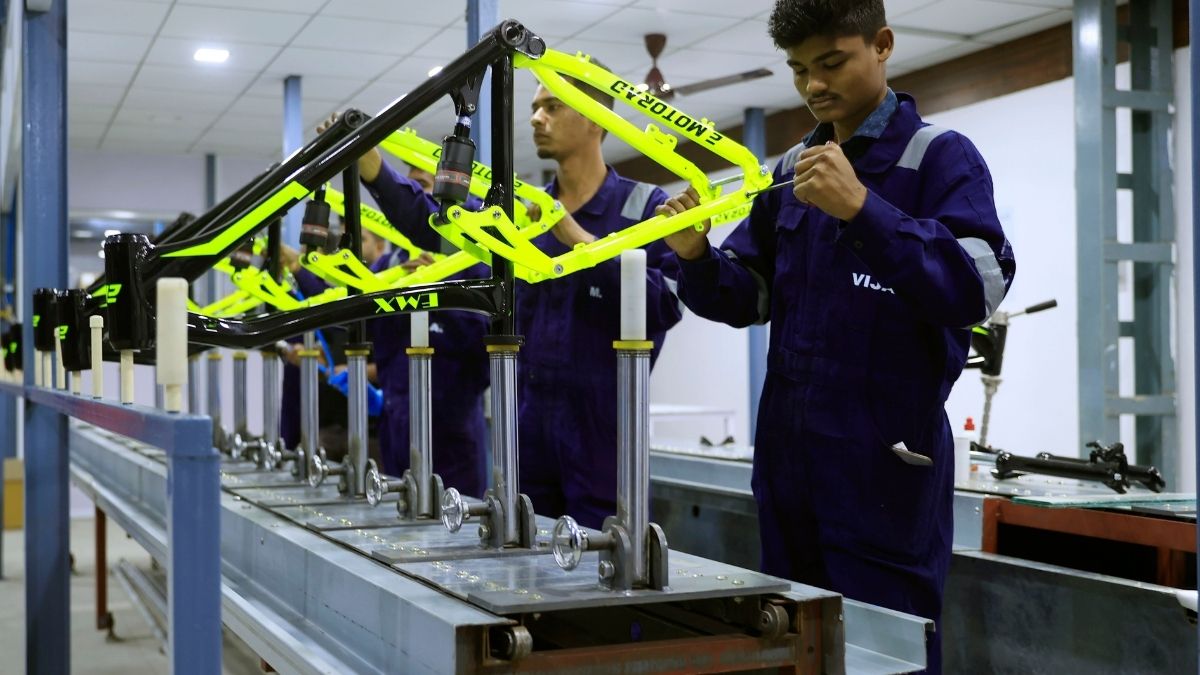 Emotorad Invests Rs. 20 Crores In Expanding Manufacturing Capacity For 2022
