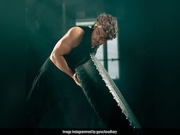 Gurmeet Choudhary के सिक्स पैक एब्स का ये है राज, उनका टफ वर्कआउट देखकर आपके उड़ जाएंगे होश. Gurmeet Choudhary के सिक्स पैक एब्स का ये है राज, उनका टफ वर्कआउट देखकर आपके उड़ जाएंगे होश.