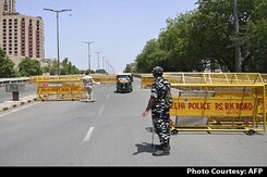 Delhi Weekend Curfew To Stay, Curbs On Private Offices To Ease Delhi Weekend Curfew To Stay, Curbs On Private Offices To Ease