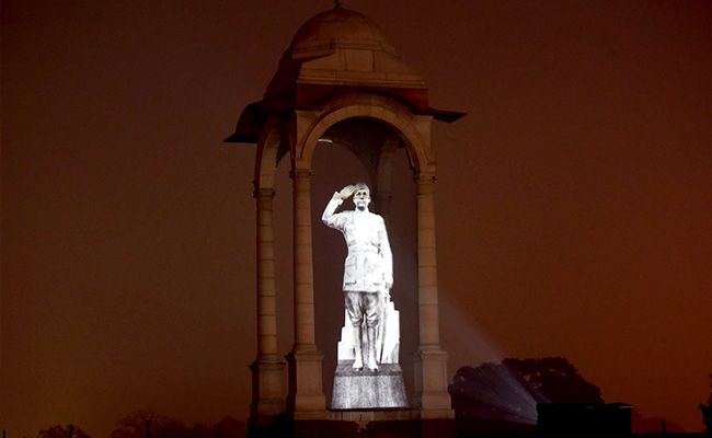 Netaji's Daughter To Miss Unveiling Of Father's Statue, Wants Remains Back