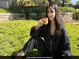 रिया चक्रवर्ती गर्ल गैंग के साथ आईं नजर, बोलीं- खुशियों भरे दिन फिर लौटे रिया चक्रवर्ती गर्ल गैंग के साथ आईं नजर, बोलीं- खुशियों भरे दिन फिर लौटे