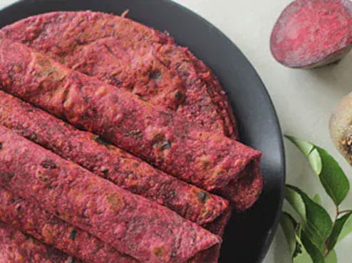 Beetroot Uttapam