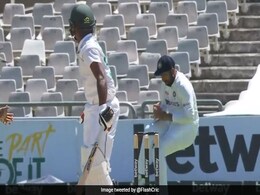 SA vs IND: पुजारा ने पीटरसन का छोड़ा लड्डू कैच, देखकर कोहली और बुमराह हो गए खामोश- Video SA vs IND: पुजारा ने पीटरसन का छोड़ा लड्डू कैच, देखकर कोहली और बुमराह हो गए खामोश- Video
