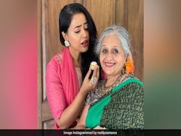 65 साल की उम्र में भी Sameera Reddy से ज्यादा स्टाइलिश हैं उनकी मदर इन लॉ Manjri Varde, देखें Video 65 साल की उम्र में भी Sameera Reddy से ज्यादा स्टाइलिश हैं उनकी मदर इन लॉ Manjri Varde, देखें Video