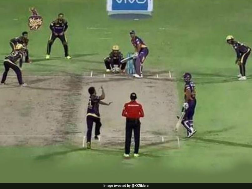 "Show Off": Ravindra Jadeja Responds To KKR's Tweet On Ashes Featuring MS Dhoni, Gautam Gambhir's IPL "Master Stroke"