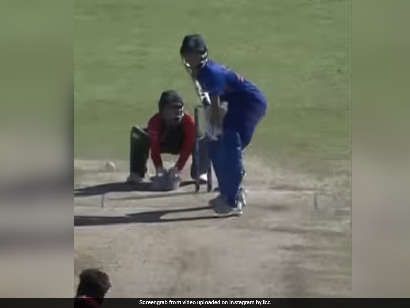 U-19 WC: बांग्लादेश के खिलाफ छक्का जड़ कौशल तांबे ने दिलाई जीत, ऐसे झूम उठा पूरा ड्रेसिंग रूम- Video