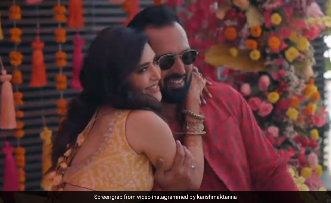 Karishma Tanna Danced For Husband Varun Bangera To This Katrina Kaif Song At Mehendi