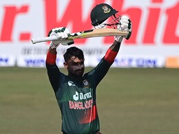 IND vs BAN: बांग्लादेश ने वनडे सीरीज से दो दिन पहले बदला कप्तान, कोहली कर चुके हैं इस प्लेयर की तारीफ IND vs BAN: बांग्लादेश ने वनडे सीरीज से दो दिन पहले बदला कप्तान, कोहली कर चुके हैं इस प्लेयर की तारीफ