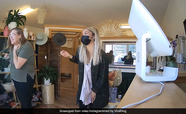 Caught On Camera: Delivery Driver Steals Jewellery From Shop