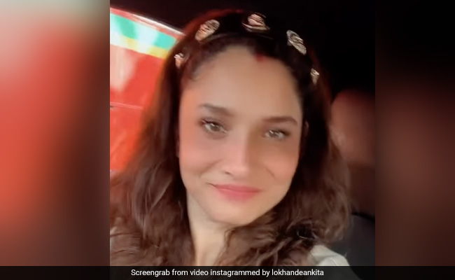 Ankita Lokhande Can't Stop Grooving To This Song With Vicky Jain During Their Car Jam Session