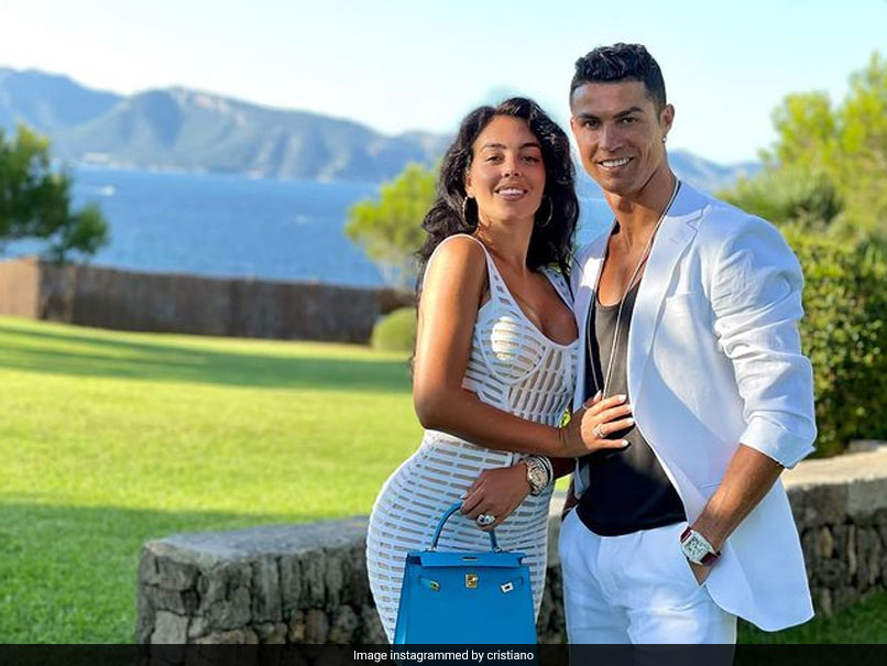 Manchester United Star Cristiano Ronaldo Becomes World's First Person To Reach 400 Million Instagram Followers