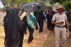 Hecklers' Veto Can't Be Allowed: Students to Court on Hijab Row Hecklers' Veto Can't Be Allowed: Students to Court on Hijab Row